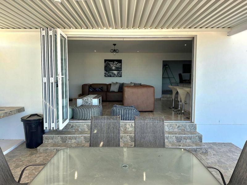 4 Bedroom Property for Sale in Da Gama Bay Western Cape